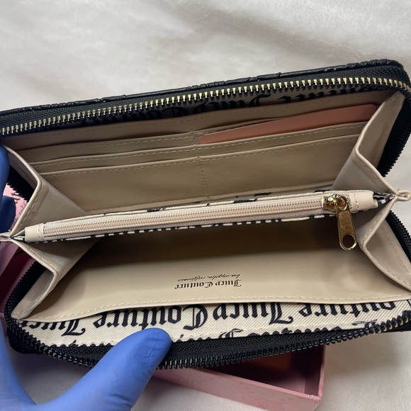 Juicy Couture black zip around wallet with black hardware on front - Picture 4 of 4
